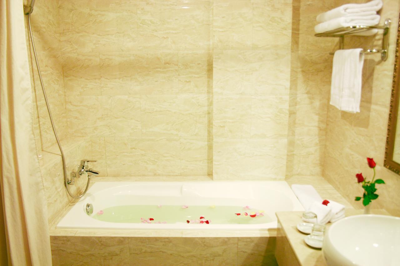 Angella Hotel Nha Trang Esterno foto