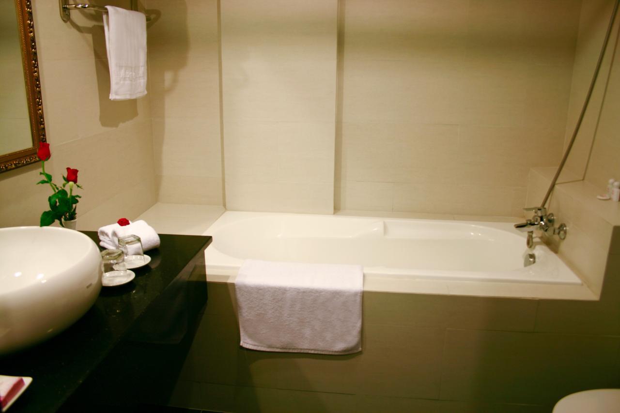 Angella Hotel Nha Trang Esterno foto